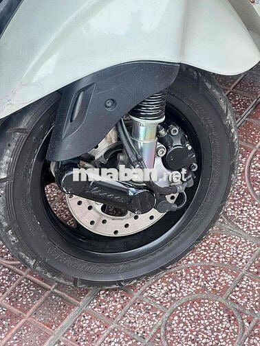 Piaggio Vespa Primavera 2015 Trắng