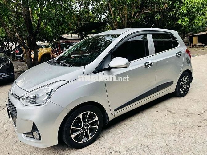 Hyundai Grand i10 2018 Bạc 60000 km