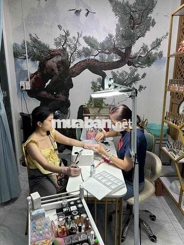 🌸 NGÂN LÊ BEAUTY SPA TUYỂN DỤNG THỢ NAIL & GỘI ĐẦU