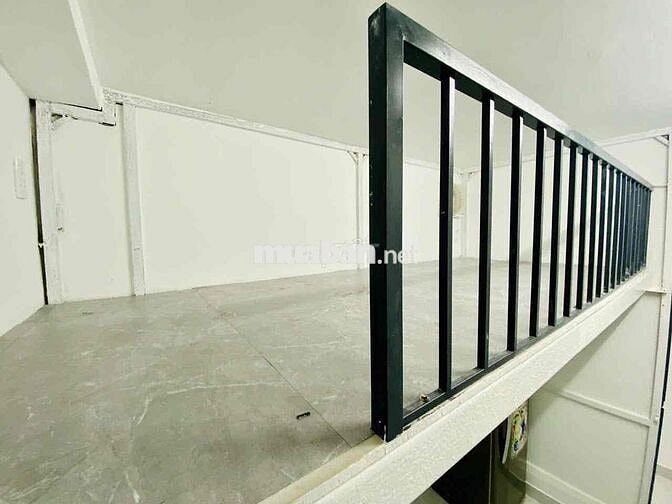 🔥Phòng Gác Giá Sinh Viên ở dc 2-3 bạn thoải mái Giáp Q10