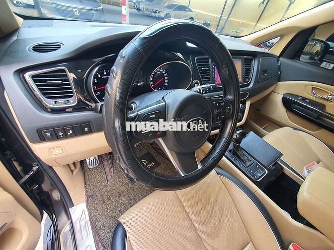 Kia Grand Sedona Nâu ánh kim 90000 km