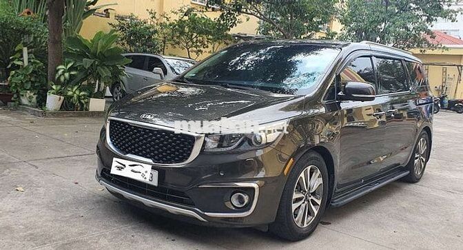 Kia Grand Sedona Nâu ánh kim 90000 km