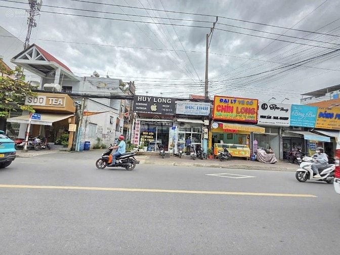 Mặt tiền kinh doanh đường 20m Lý Thường Kiệt gần Vincom Dĩ An . SHR
