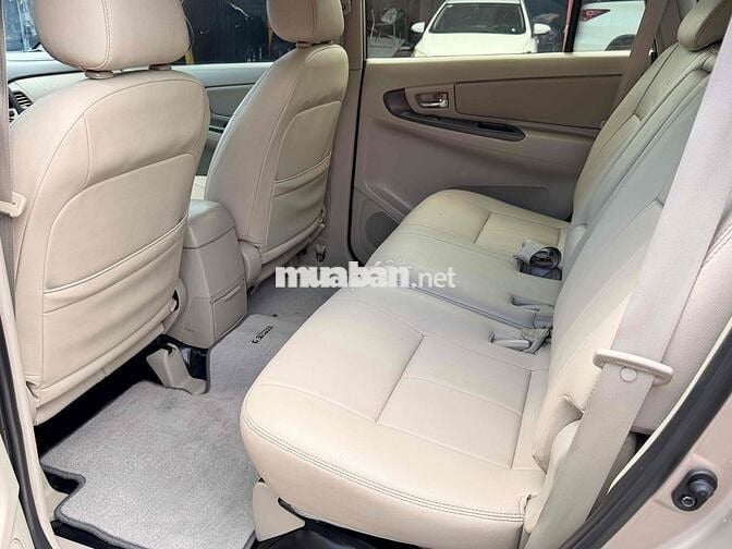 INNOVA 2.0E 2015 XE GIA ĐÌNH CỰC CHẤT MÁY SỐ ZIN