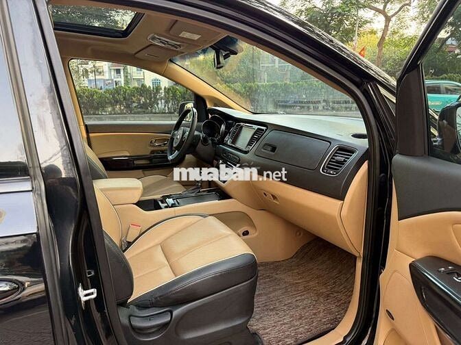 Kia Grand Sedona Nâu ánh kim 90000 km