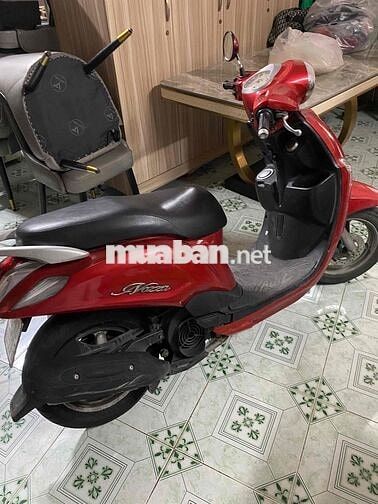 Cần bán xe nozza nữ màu đỏ , xe nhà đi rất kĩ