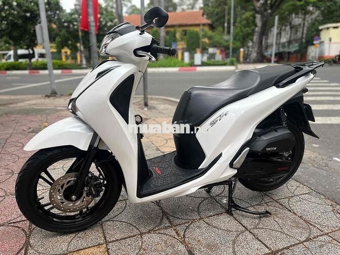 Honda SH 150 Trắng 32.488 km BSTP 2018