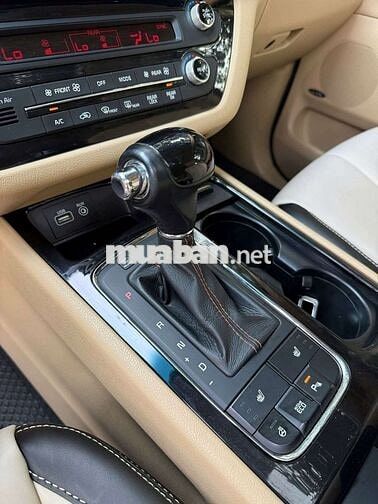 Kia Grand Sedona Nâu ánh kim 90000 km