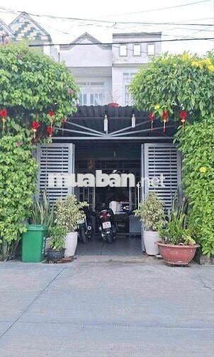 chính chủ cần bán nhà về quê dưỡng già