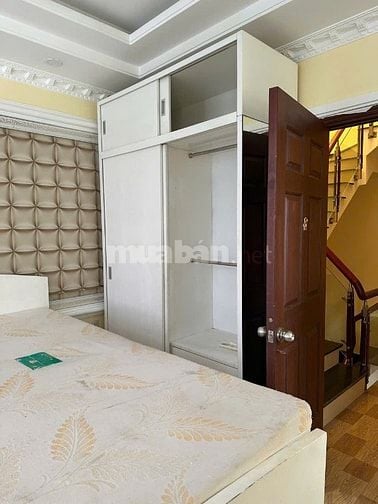 Nhà  đẹp mo Q7 tiện ích đa năng thuận lơi giao thông
