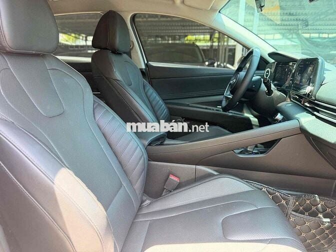 Hyundai Elantra 1.6 Đặc Biệt 2022 Trắng HỖ TRỢ VAY