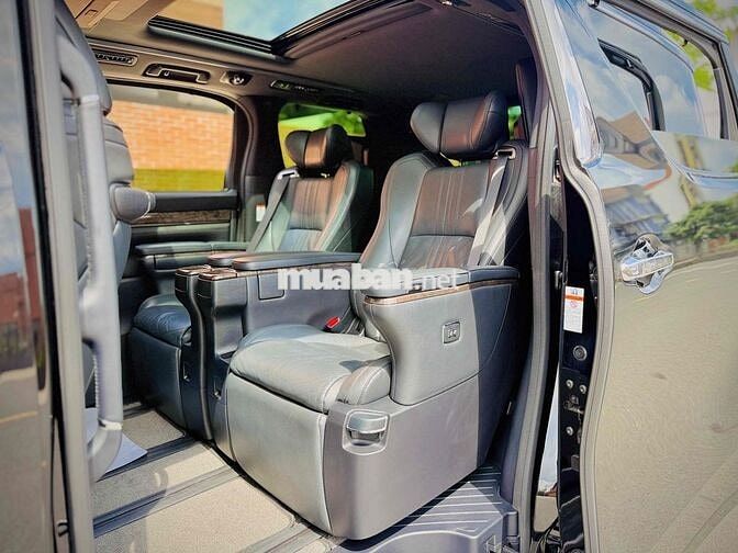Toyota Alphard Executive Lounge 2019