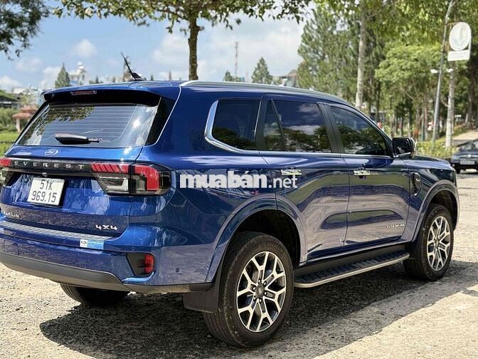 Ford Everest Titanium+ 4x4 NextGen 2022 Xanh