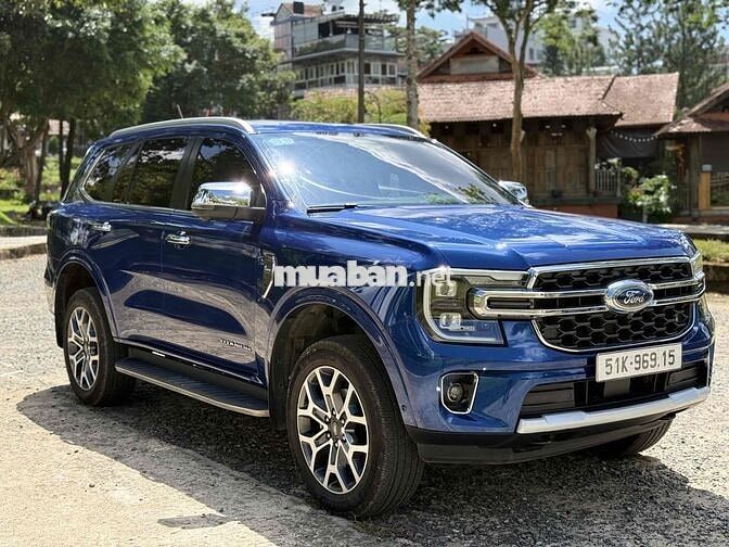 Ford Everest Titanium+ 4x4 NextGen 2022 Xanh