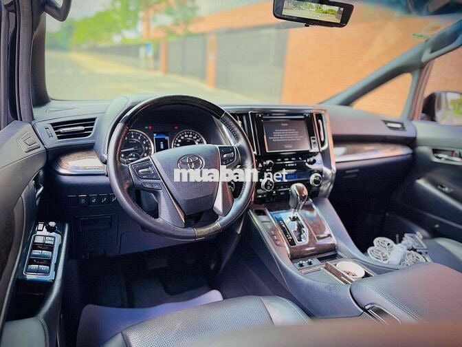 Toyota Alphard Executive Lounge 2019