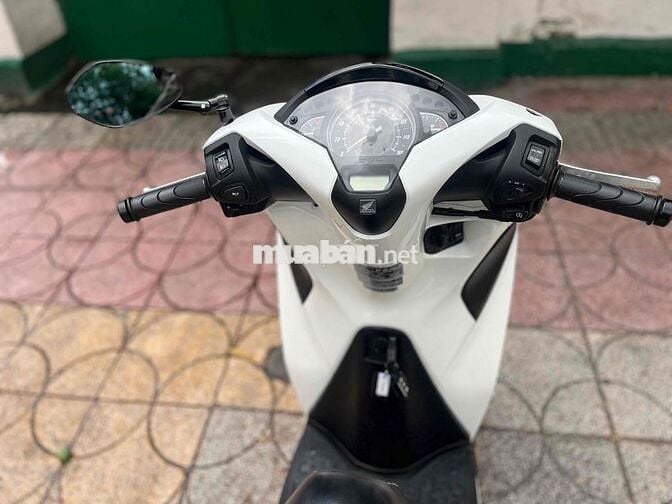 Honda SH 150 Trắng 32.488 km BSTP 2018
