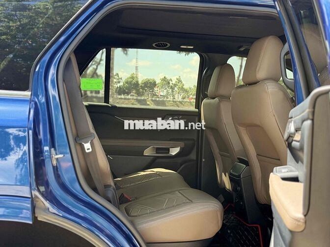Ford Everest Titanium+ 4x4 NextGen 2022 Xanh