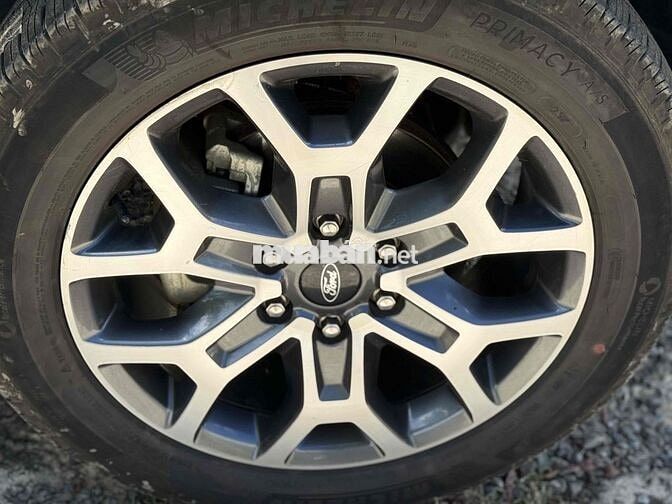 Ford Everest Titanium+ 4x4 NextGen 2022 Xanh