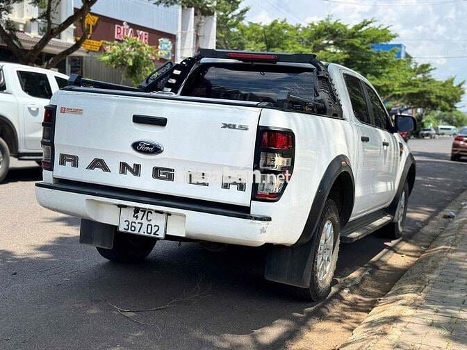 Ford Ranger XLS AT 4x2 2020 Trắng Tự động