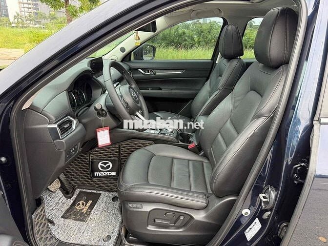 Mazda CX-5 Premium 2.0 AT 2023 Xanh 4 vạn km