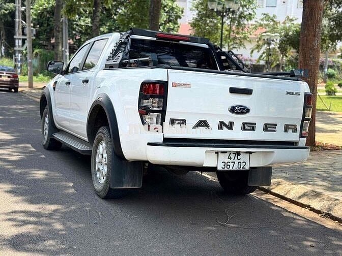 Ford Ranger XLS AT 4x2 2020 Trắng Tự động