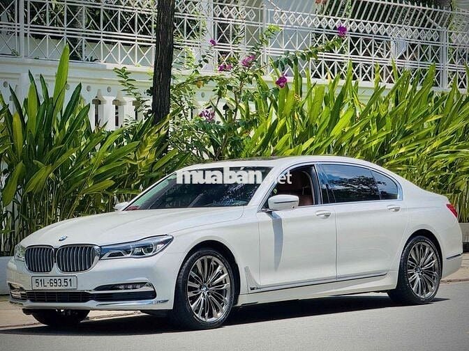 BMW 740i Pure Excellence 2016 Trắng 76.000km