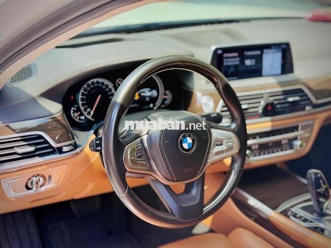 BMW 740i Pure Excellence 2016 Trắng 76.000km