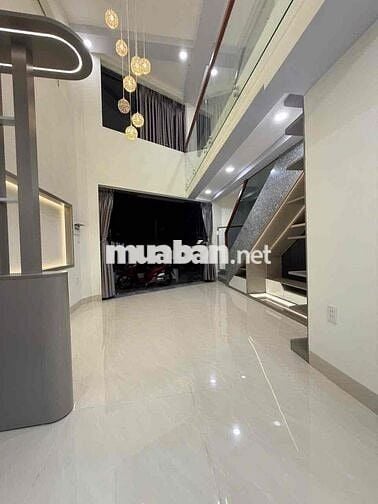 Bán nhà 4 tầng HXH gần ĐH Văn Lang, 5x10m,chỉ 7,5 tỷ- Hoàn Công