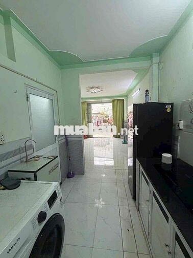 cho thuê nhà tô ngoc vân Dt 3,5x9m 2 phòng ngủ Có Nội thất