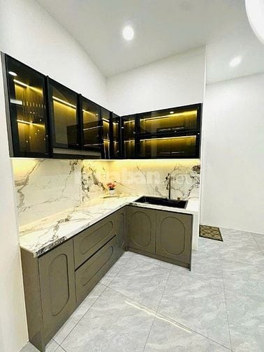 Nhà mới xây 4 tầng, hẻm thông, k lộ giới, Âu Dương Lân P3 Q8