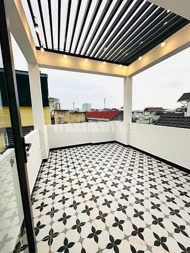 Nhà mới xây 4 tầng, hẻm thông, k lộ giới, Âu Dương Lân P3 Q8