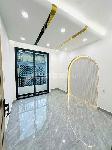 Nhà mới xây 4 tầng, hẻm thông, k lộ giới, Âu Dương Lân P3 Q8