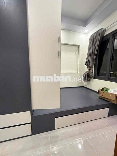 Bán nhà 4 tầng HXH gần ĐH Văn Lang, 5x10m,chỉ 7,5 tỷ- Hoàn Công