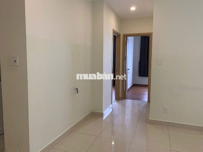 CC 2PN có rèm, máy lạnh, máy nước nóng, cho thuê tại Dream Home Palace