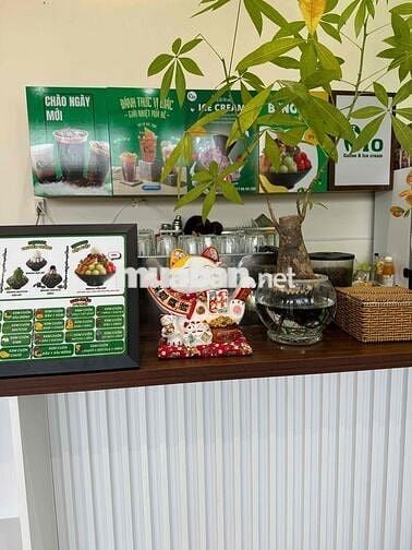 Cần tuyển nhân viên phục vụ quán cafe