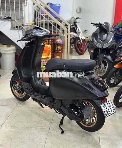 Piaggio Vespa Sprint 2016 Đen Sport.Xe khỏi bàn.