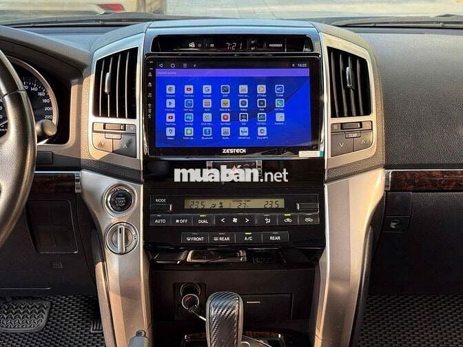 Toyota Land Cruiser VX V8 2014 Đen 7 chỗ nhập Nhât