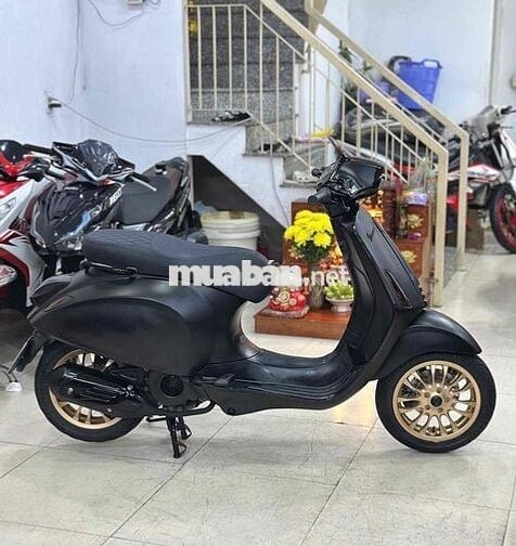 Piaggio Vespa Sprint 2016 Đen Sport.Xe khỏi bàn.