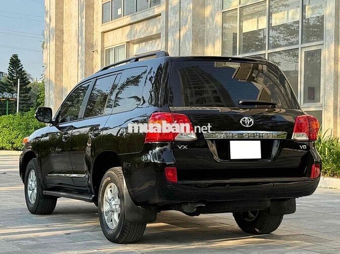 Toyota Land Cruiser VX V8 2014 Đen 7 chỗ nhập Nhât