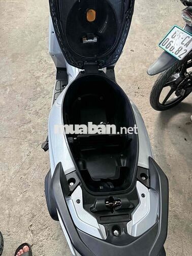 Honda Air Blade 125 Bạc