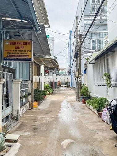 NHÀ TRỆT LẦU FUL NỘI THẤT - GẦN ĐẠI HỌC Y DƯỢC