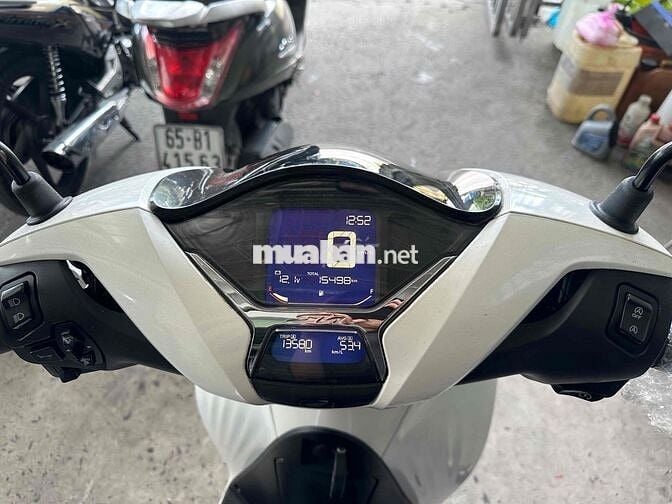 Honda SH 125 CBS 2025 Trắng 15000 km