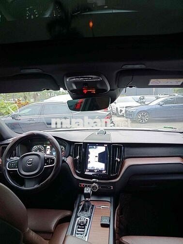 Volvo XC60 Trắng 100000 km
