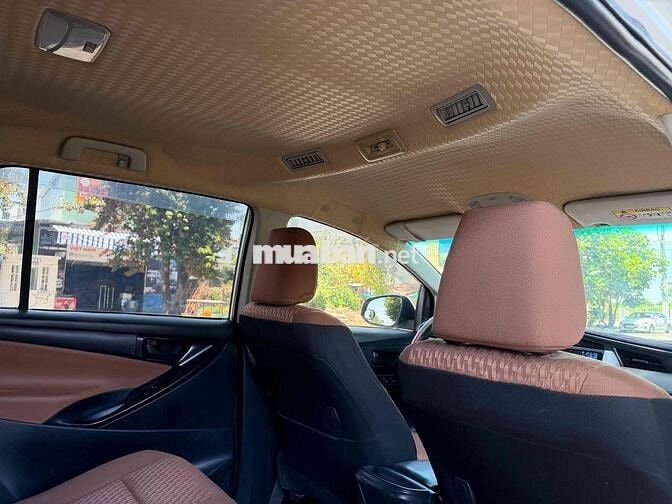 Toyota Innova 2016 Trắng