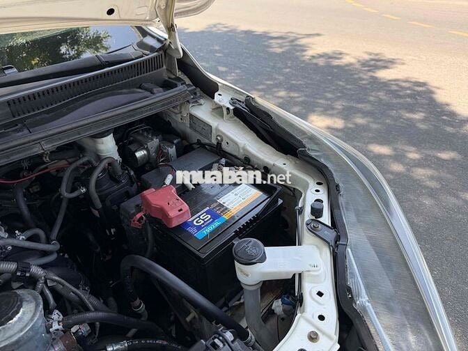 Toyota Innova 2016 Trắng