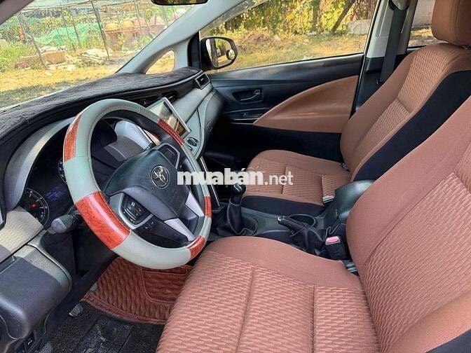 Toyota Innova 2016 Trắng