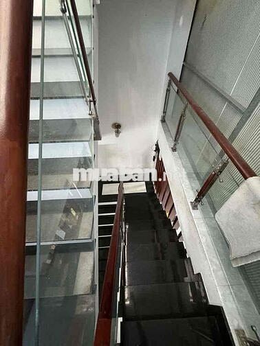 HẺM XE TẢI ĐẶNG THÚC VỊNH – NGANG 9M HIẾM – 160M² – NHÀ 3 TẦNG ĐẸP Ở N