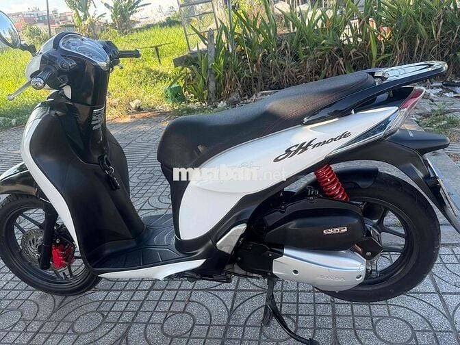 Honda SH Mode 2018 Trắng đen