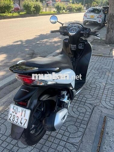 Honda SH Mode 2018 Trắng đen