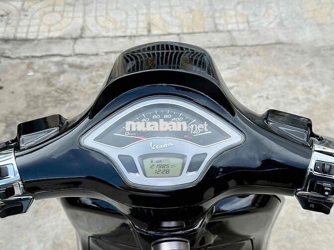 Vespa Sprint 150 2016 Đen nhám Bstp 9 chủ